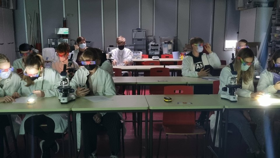 Kooliõpilased teaduskooli sügislaagris 2021. aastal.