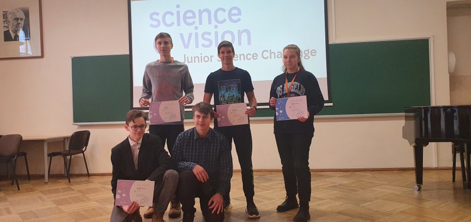 Eesti õpilased rahvusvahelisel loodusteaduste võistlusel „Science Vision Junior Science Challenge 2023”.