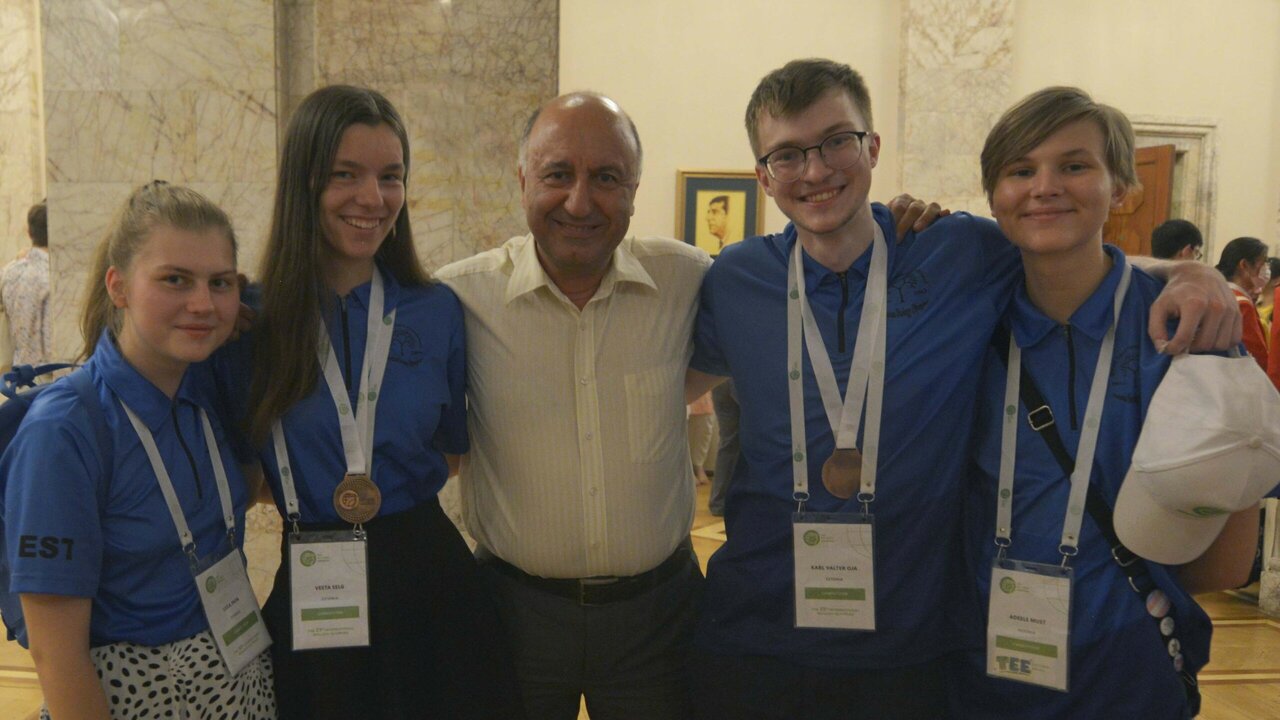 IBO lõpufoto Eesti delegatsioon_Sulev Kuuse.jpg