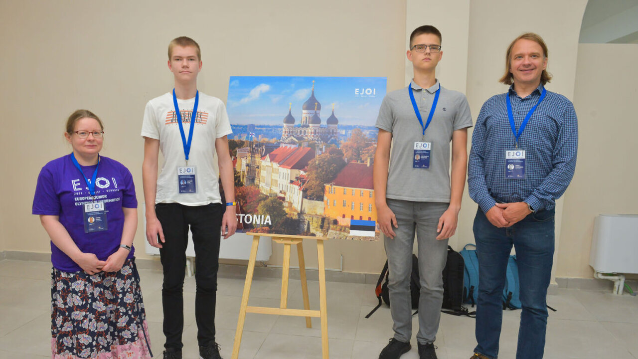 Eesti delegatsioon 7. Euroopa juunioride informaatikaolümpiaadil. Foto: Kutaisi International University